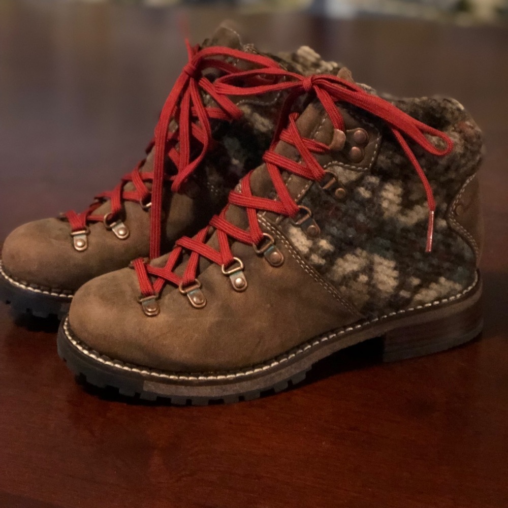 Woolrich Rockies Women’s Boot